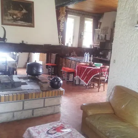 Semesterbostad Gite De L'hirondelle Mareuil-en-Brie