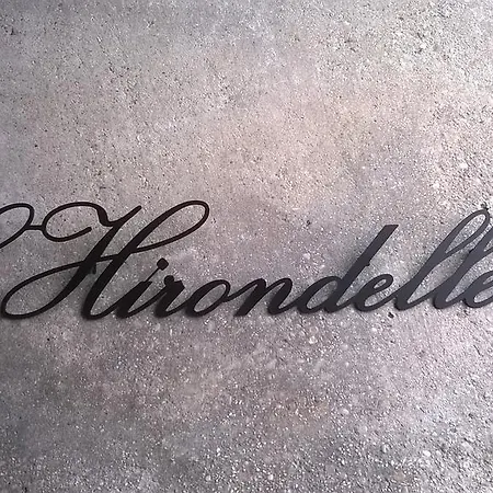 De L'hirondelle * Mareuil-en-Brie